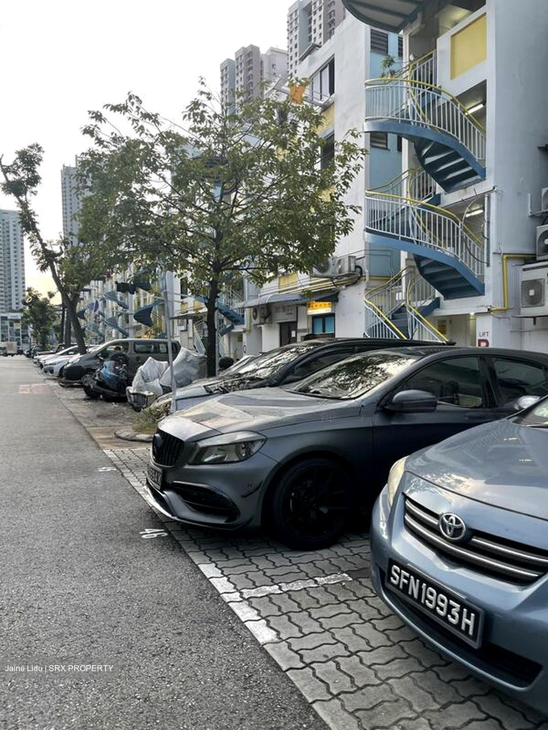 Toa Payoh Central (D12), Shop House #572571441